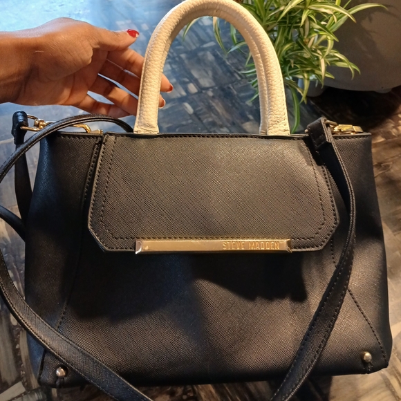 Steve Madden Handbags - Steve Madden Black and Cream Women's Bag